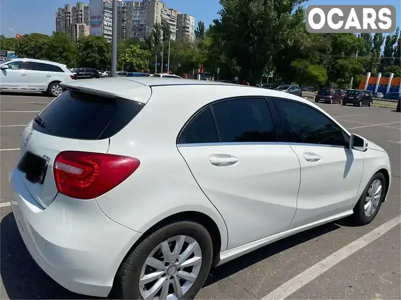 WDD1760001J037602 Mercedes-Benz A-Class 2012 Хетчбек 1.8 л. Фото 8