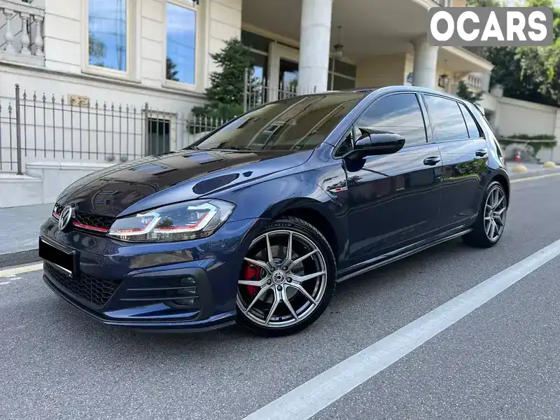 Хетчбек Volkswagen Golf GTI 2018 1.98 л. Автомат обл. Київська, Київ - Фото 1/21