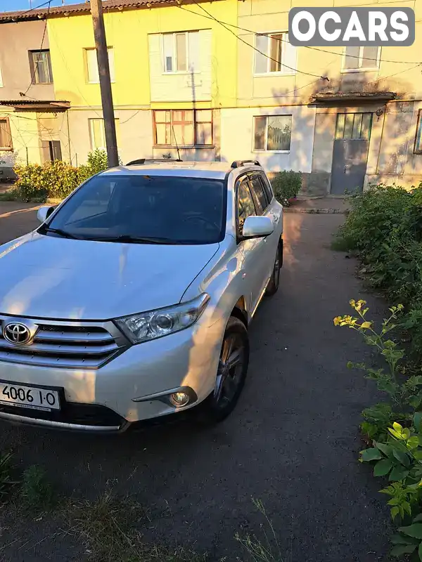 Позашляховик / Кросовер Toyota Highlander 2011 3.46 л. Автомат обл. Дніпропетровська, Дніпро (Дніпропетровськ) - Фото 1/13