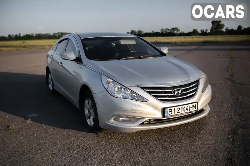 Седан Hyundai Sonata 2011 2 л. Автомат обл. Полтавська, Котельва - Фото 1/17