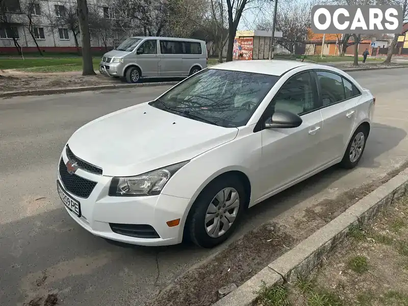 Седан Chevrolet Cruze 2013 1.8 л. Ручна / Механіка обл. Чернігівська, Чернігів - Фото 1/10