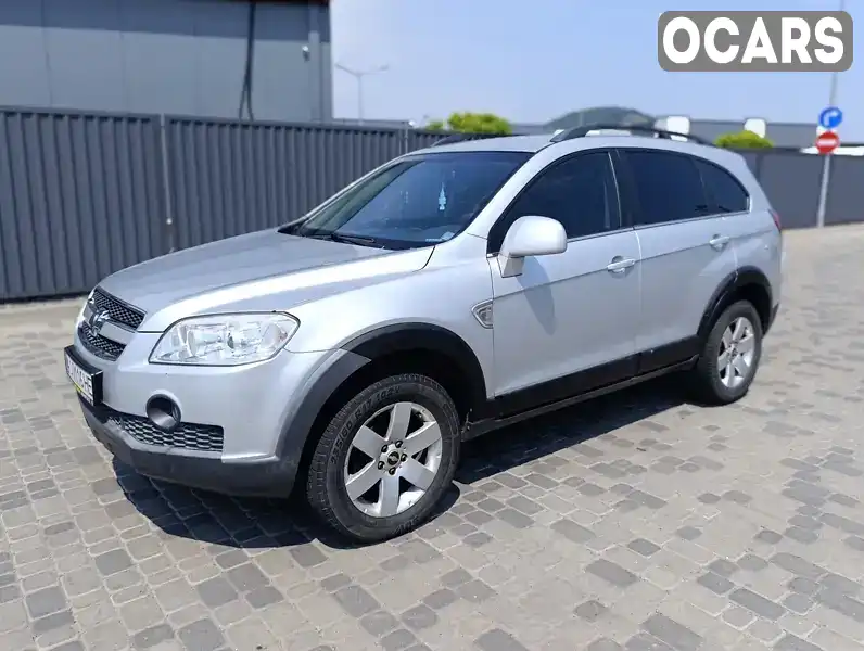 Позашляховик / Кросовер Chevrolet Captiva 2010 1.99 л. Ручна / Механіка обл. Закарпатська, Мукачево - Фото 1/19