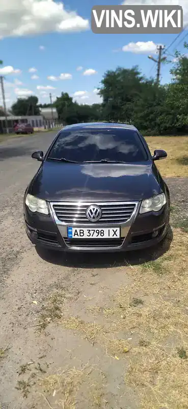 Седан Volkswagen Passat 2005 1.98 л. Ручна / Механіка обл. Вінницька, Гайсин - Фото 1/11