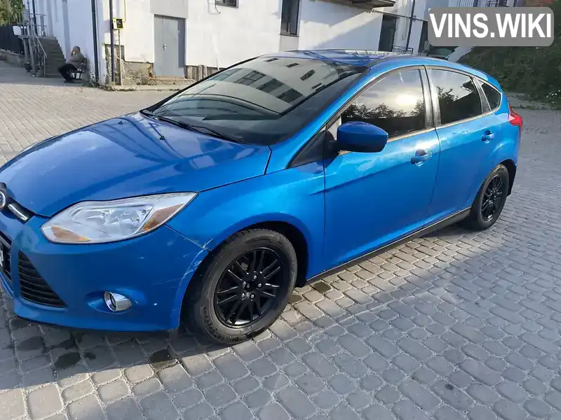 1FAHP3K20CL271468 Ford Focus 2011 Хетчбек 2 л. Фото 4