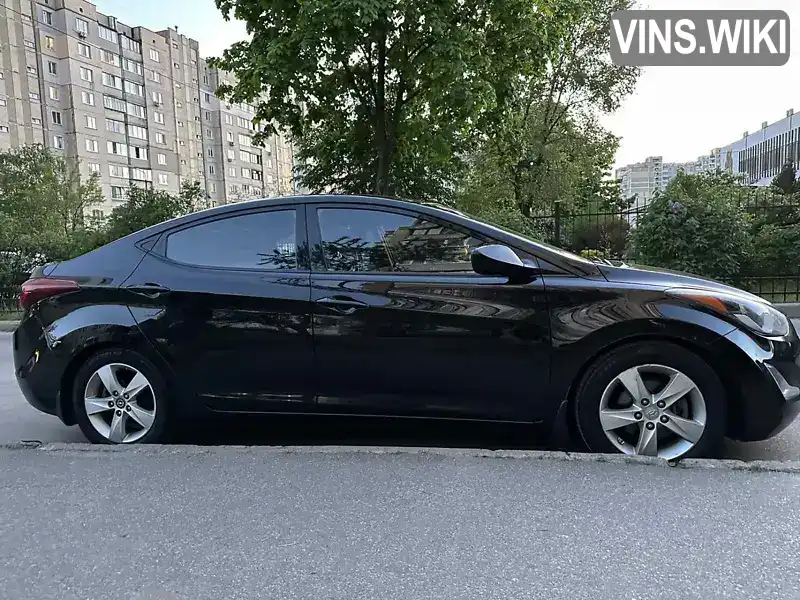 Седан Hyundai Elantra 2015 1.8 л. обл. Київська, Київ - Фото 1/13