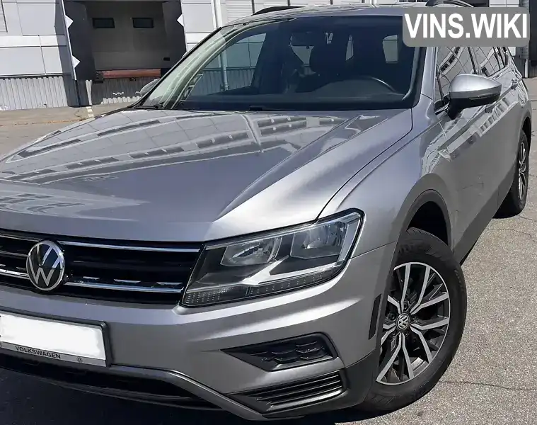 Позашляховик / Кросовер Volkswagen Tiguan 2019 1.98 л. Автомат обл. Дніпропетровська, Дніпро (Дніпропетровськ) - Фото 1/17