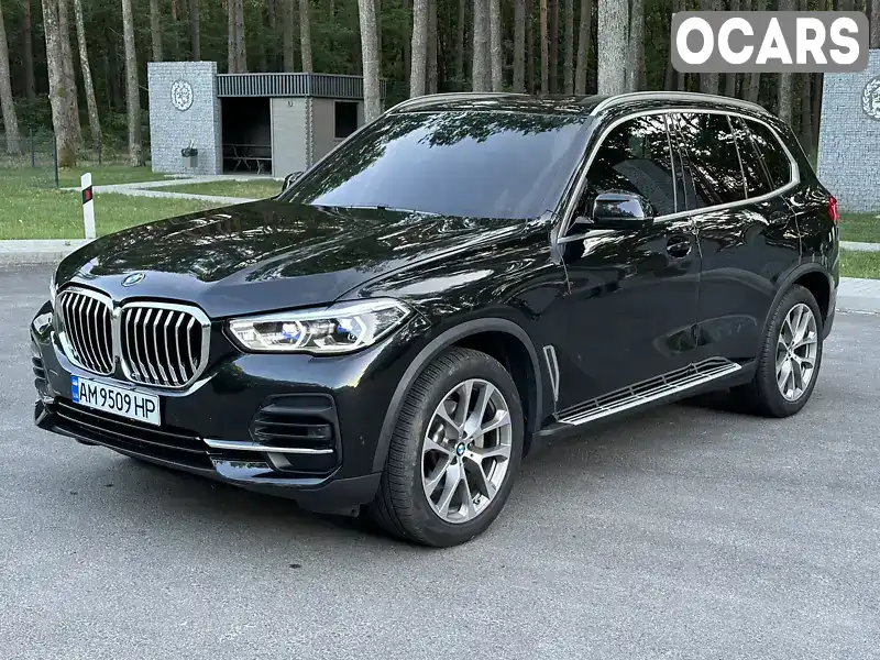 Позашляховик / Кросовер BMW X5 2022 3 л. Автомат обл. Житомирська, Коростень - Фото 1/21