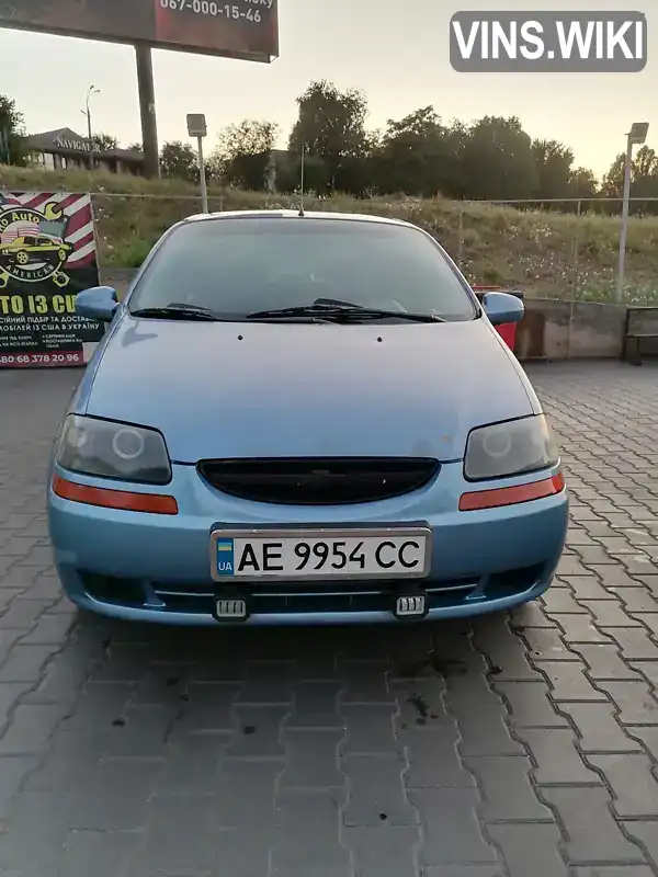 Седан Chevrolet Aveo 2005 1.5 л. Ручна / Механіка обл. Дніпропетровська, Кам'янське (Дніпродзержинськ) - Фото 1/11