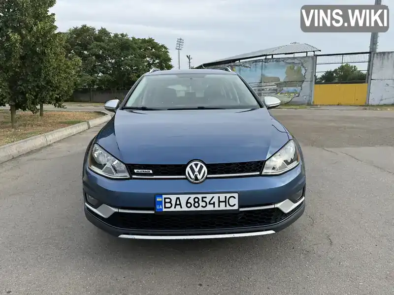 Універсал Volkswagen Golf 2017 1.8 л. Автомат обл. Кіровоградська, Олександрія - Фото 1/13