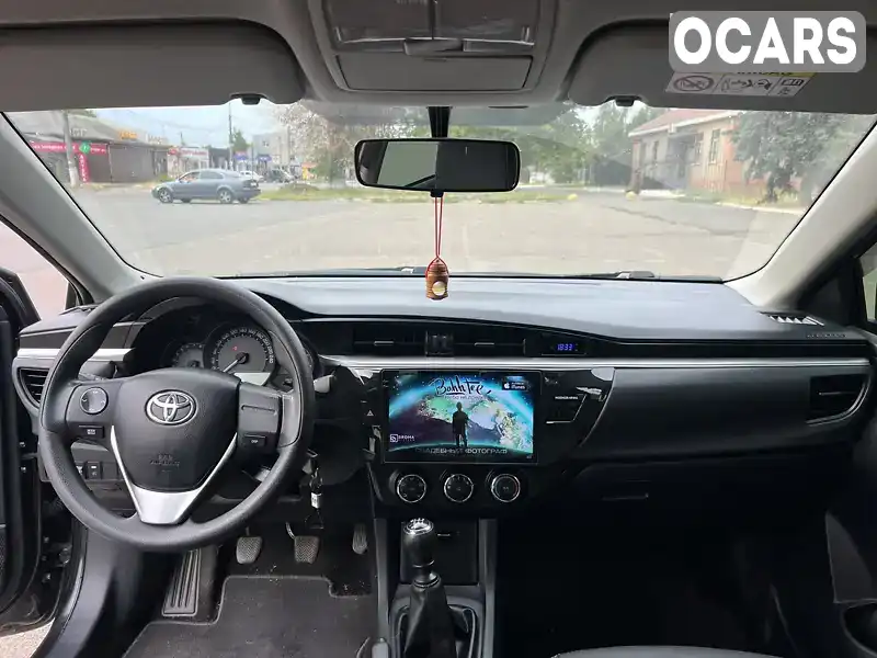 Седан Toyota Corolla 2016 1.33 л. обл. Дніпропетровська, Кривий Ріг - Фото 1/19