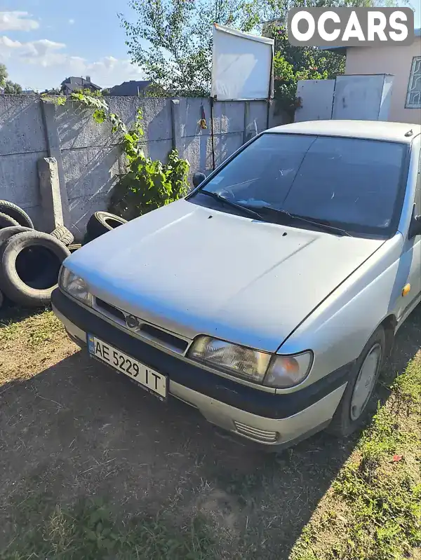 Седан Nissan Sunny 1991 1.6 л. Ручна / Механіка обл. Дніпропетровська, Кам'янське (Дніпродзержинськ) - Фото 1/6