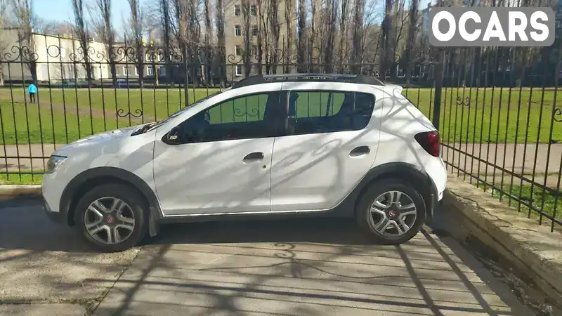 Хетчбек Renault Sandero 2019 1.5 л. Ручна / Механіка обл. Одеська, Одеса - Фото 1/6