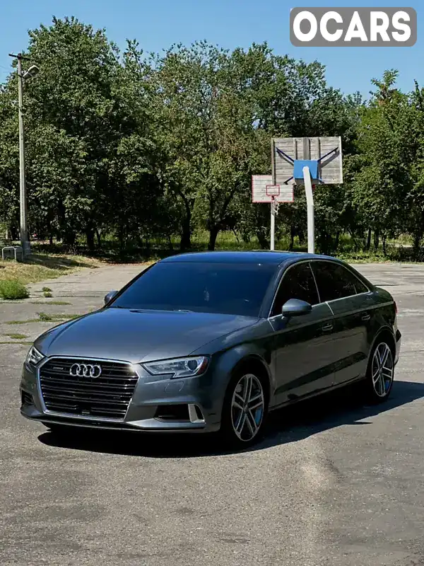 Седан Audi A3 2019 2 л. Автомат обл. Харківська, Чугуїв - Фото 1/14