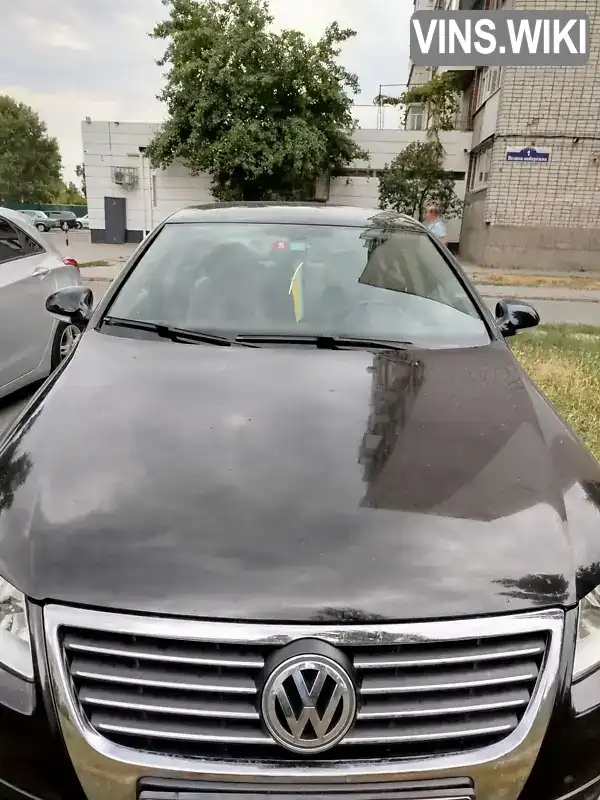 Седан Volkswagen Passat 2005 1.98 л. Ручная / Механика обл. Полтавская, Кременчуг - Фото 1/13