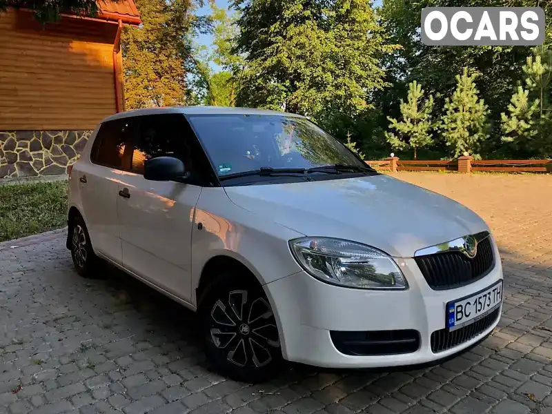 Хэтчбек Skoda Fabia 2009 1.2 л. Ручная / Механика обл. Львовская, Самбор - Фото 1/13