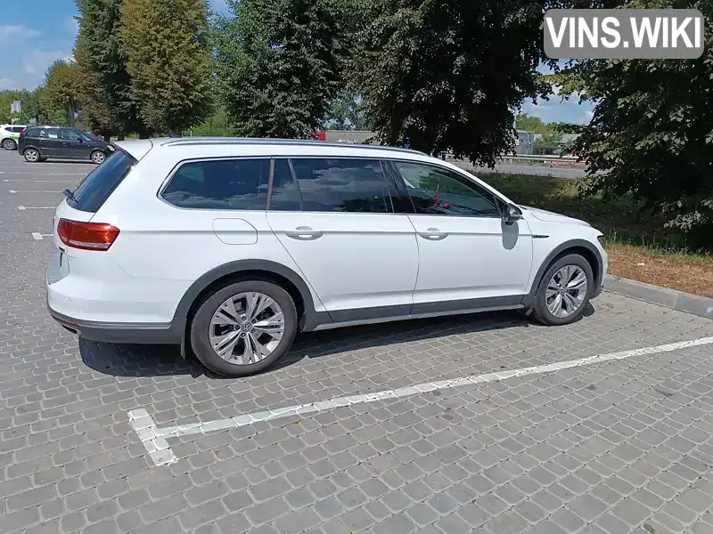 Універсал Volkswagen Passat 2018 1.97 л. Автомат обл. Вінницька, Вінниця - Фото 1/19