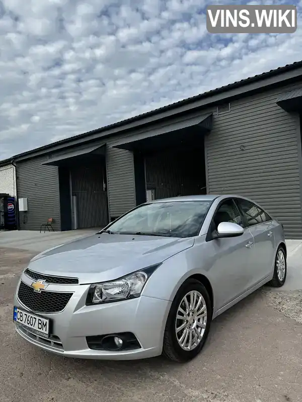 Седан Chevrolet Cruze 2015 1.4 л. Ручна / Механіка обл. Чернігівська, Чернігів - Фото 1/11