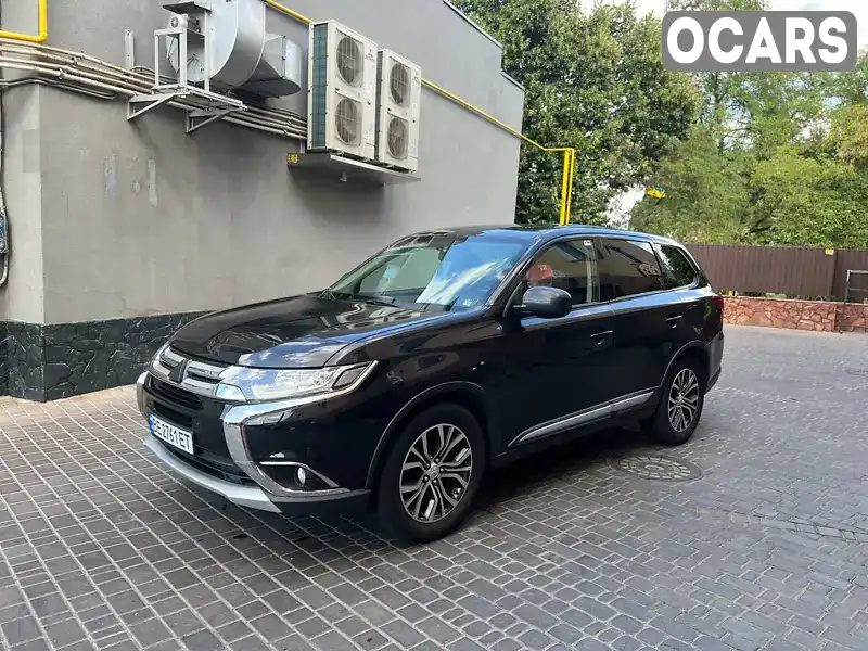 Позашляховик / Кросовер Mitsubishi Outlander 2016 2.36 л. Варіатор обл. Миколаївська, Первомайськ - Фото 1/17