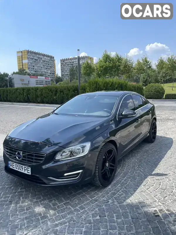 Седан Volvo S60 2014 2.52 л. Автомат обл. Дніпропетровська, Дніпро (Дніпропетровськ) - Фото 1/21