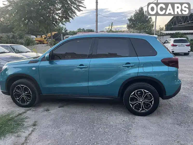 Позашляховик / Кросовер Suzuki Vitara 2023 1.59 л. Ручна / Механіка обл. Дніпропетровська, Дніпро (Дніпропетровськ) - Фото 1/5