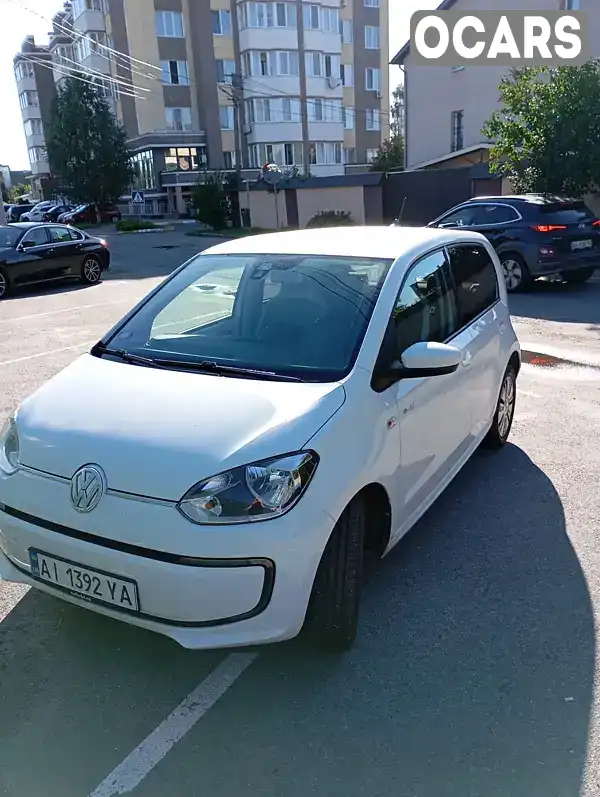 Хетчбек Volkswagen Up 2014 null_content л. Автомат обл. Київська, Вишневе - Фото 1/8