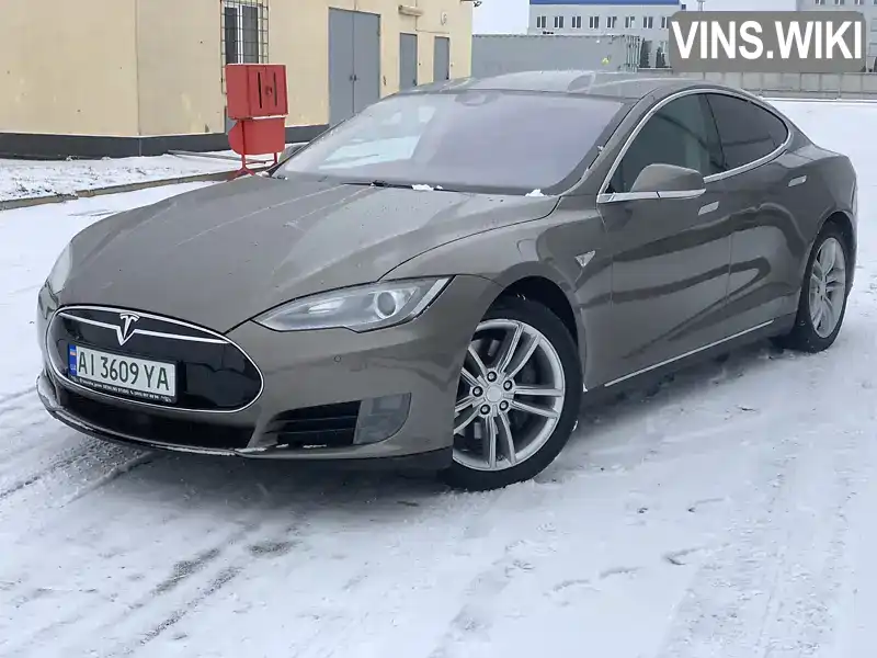 Ліфтбек Tesla Model S 2016 null_content л. Автомат обл. Київська, Київ - Фото 1/21