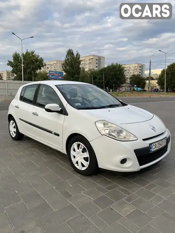 Хэтчбек Renault Clio 2010 1.46 л. Ручная / Механика обл. Черкасская, Черкассы - Фото 1/18