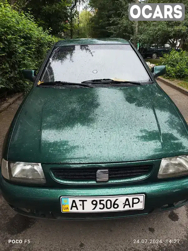 Седан SEAT Cordoba 1997 1.4 л. Ручная / Механика обл. Ивано-Франковская, Ивано-Франковск - Фото 1/4