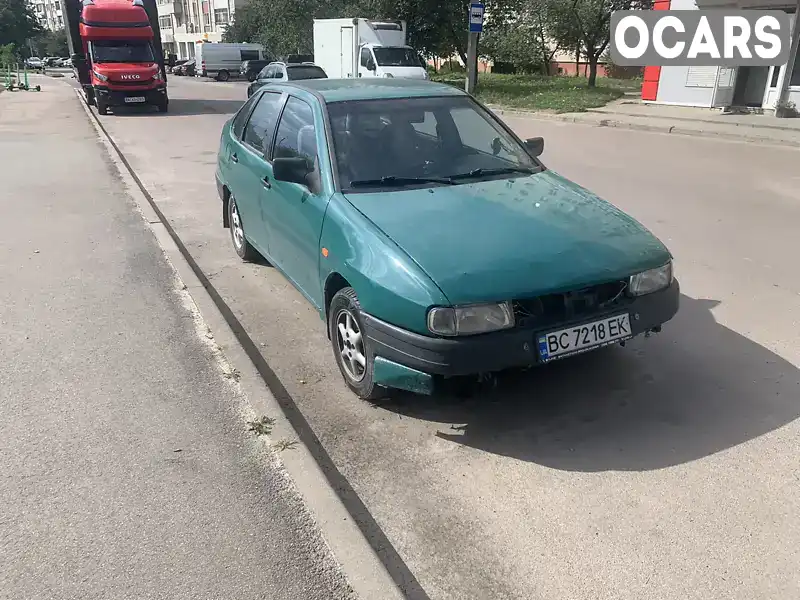 Седан SEAT Cordoba 1994 1.6 л. Ручна / Механіка обл. Львівська, Львів - Фото 1/21