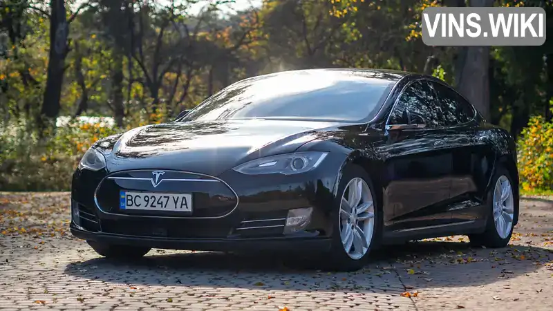 Лифтбек Tesla Model S 2015 null_content л. обл. Львовская, Жолква - Фото 1/21