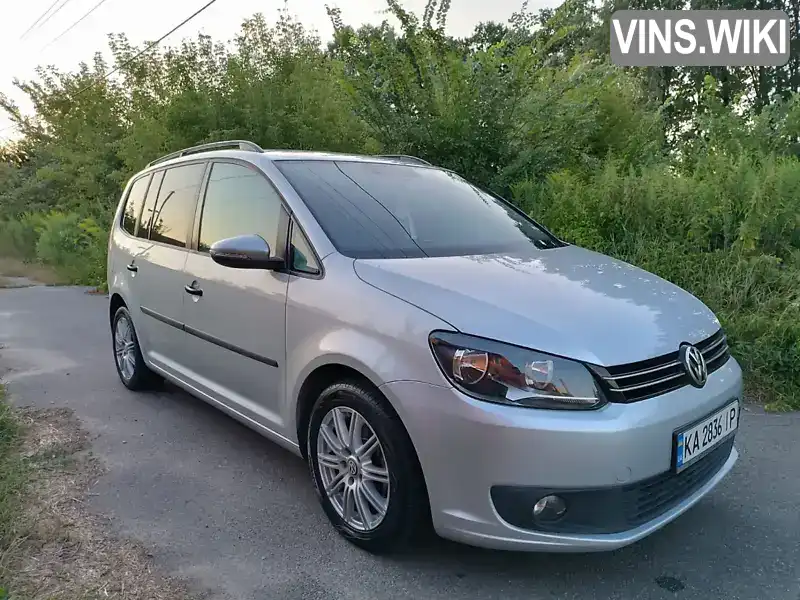 Мінівен Volkswagen Touran 2013 1.6 л. Ручна / Механіка обл. Київська, Васильків - Фото 1/17