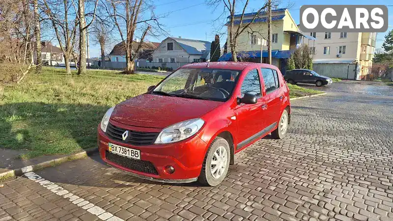 Хетчбек Renault Sandero 2010 1.39 л. Ручна / Механіка обл. Хмельницька, Кам'янець-Подільський - Фото 1/7