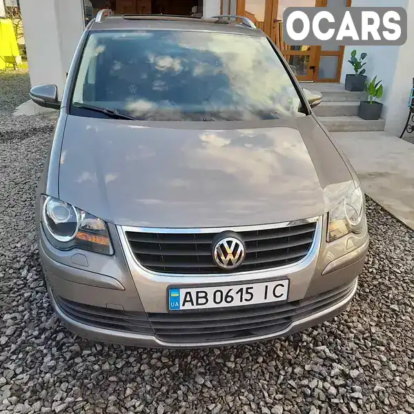 WVGZZZ1TZAW059181 Volkswagen Touran 2010 Минивэн 2 л. Фото 7