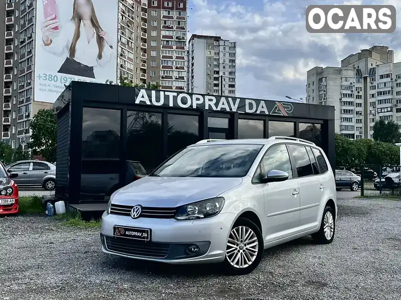 Мінівен Volkswagen Touran 2010 1.39 л. Автомат обл. Київська, Київ - Фото 1/21