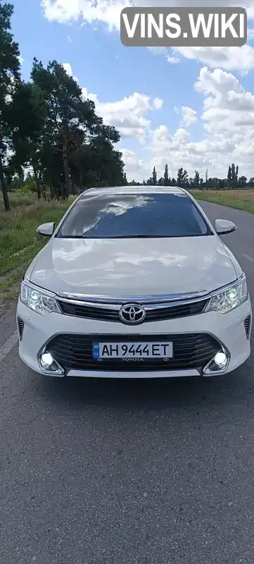 Седан Toyota Camry 2015 2.49 л. Автомат обл. Київська, Буча - Фото 1/21