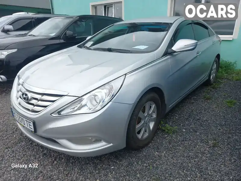 Седан Hyundai Sonata 2012 2 л. Автомат обл. Львівська, Червоноград - Фото 1/20