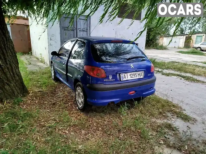 VF32CHFXF44075872 Peugeot 206 2004 Хетчбек 1.1 л. Фото 6