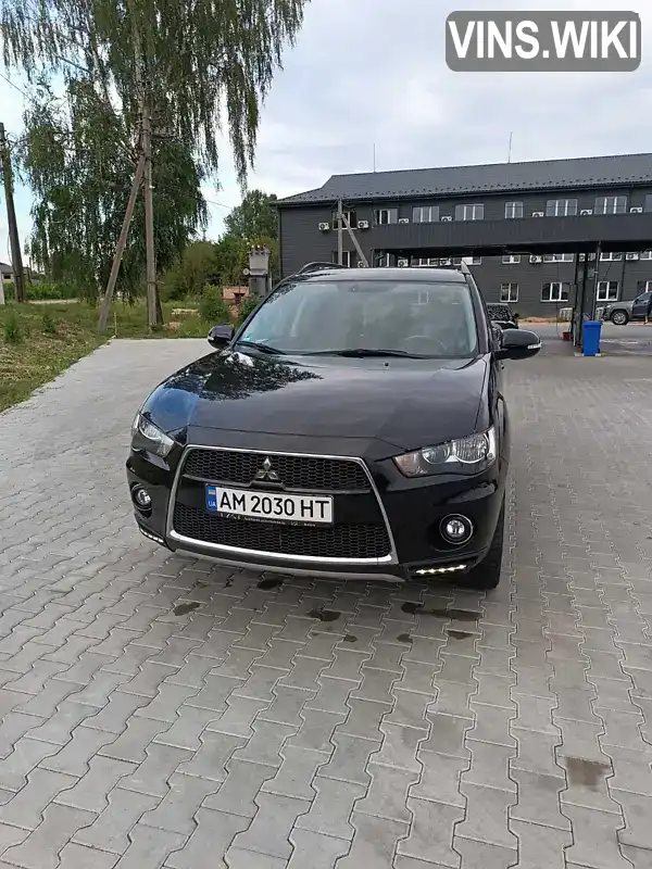 Позашляховик / Кросовер Mitsubishi Outlander 2010 2 л. Ручна / Механіка обл. Житомирська, Овруч - Фото 1/18