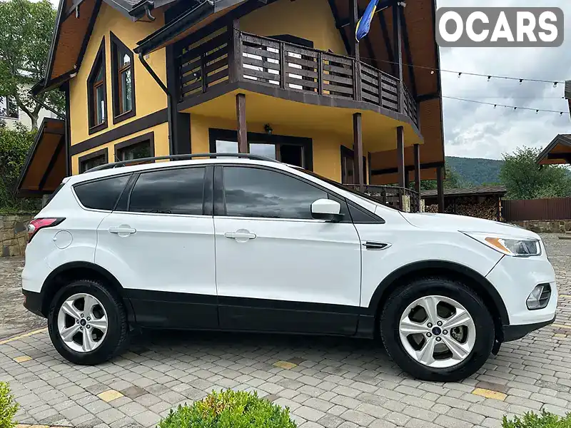 Позашляховик / Кросовер Ford Escape 2018 2 л. Автомат обл. Івано-Франківська, Яремче - Фото 1/16