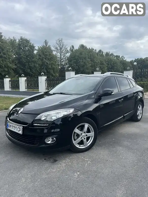 Універсал Renault Megane 2012 1.6 л. Ручна / Механіка обл. Житомирська, Звягель - Фото 1/21