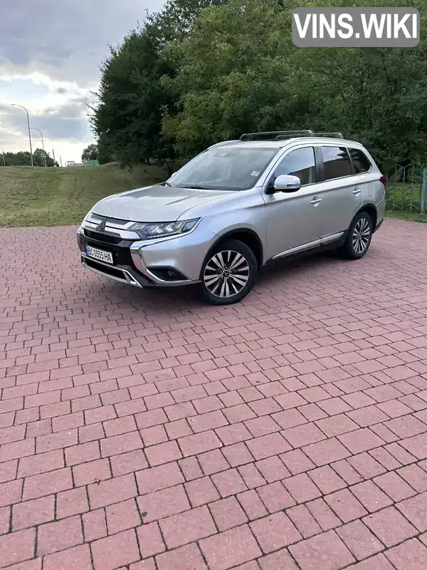 Внедорожник / Кроссовер Mitsubishi Outlander 2019 2.36 л. Вариатор обл. Львовская, Борислав - Фото 1/14