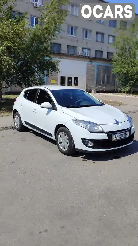 VF1BZAB0649472462 Renault Megane 2013 Хэтчбек 1.5 л. Фото 2