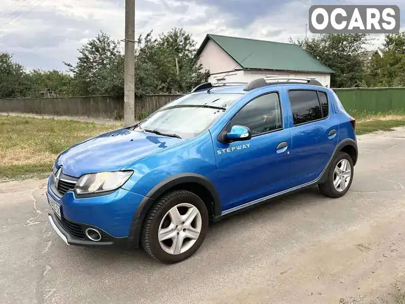 Внедорожник / Кроссовер Renault Sandero 2015 1.6 л. Робот обл. Полтавская, Полтава - Фото 1/15