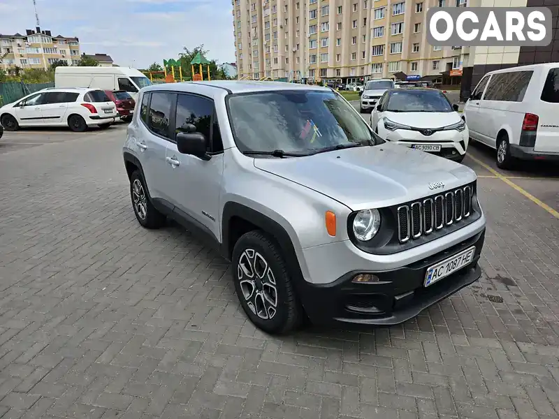 ZACCJBAT0GPE16651 Jeep Renegade 2016 Внедорожник / Кроссовер 2.4 л. Фото 1