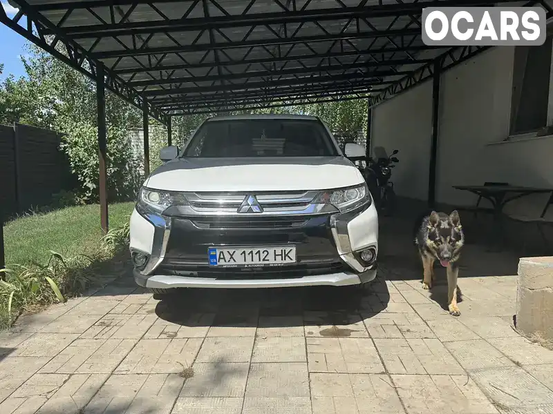 Позашляховик / Кросовер Mitsubishi Outlander 2017 2.36 л. Автомат обл. Полтавська, Полтава - Фото 1/13