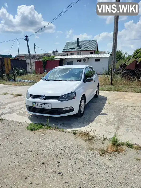 Хэтчбек Volkswagen Polo 2016 1.2 л. обл. Полтавская, Полтава - Фото 1/12