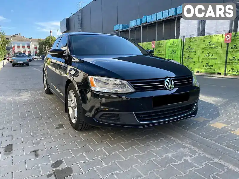 Седан Volkswagen Jetta 2012 2.5 л. Автомат обл. Житомирская, Житомир - Фото 1/15