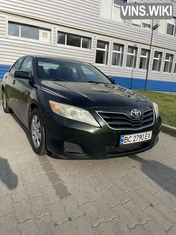 Седан Toyota Camry 2010 2.4 л. Автомат обл. Волинська, Нововолинськ - Фото 1/21