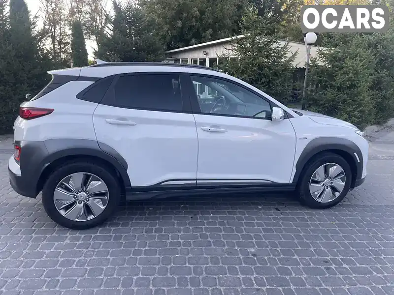 Позашляховик / Кросовер Hyundai Kona Electric 2020 null_content л. обл. Вінницька, Вінниця - Фото 1/21