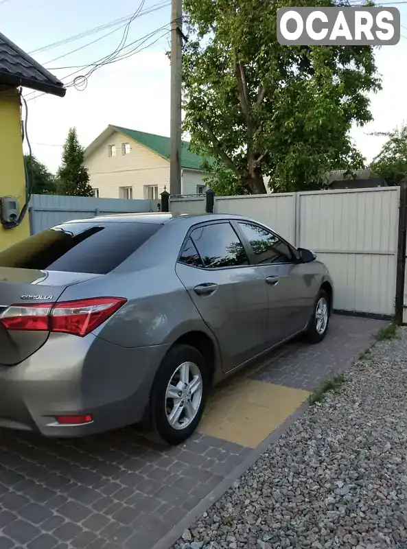 Седан Toyota Corolla 2013 1.33 л. обл. Сумська, Глухів - Фото 1/21